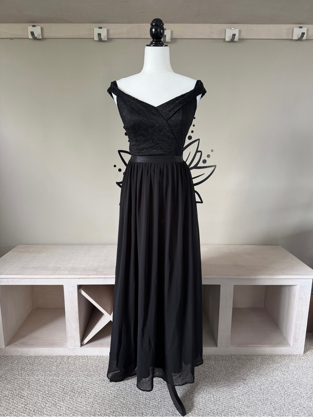 Black Lace Formal Maxi Dress